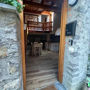 al-cottage.it-lombardy.com/